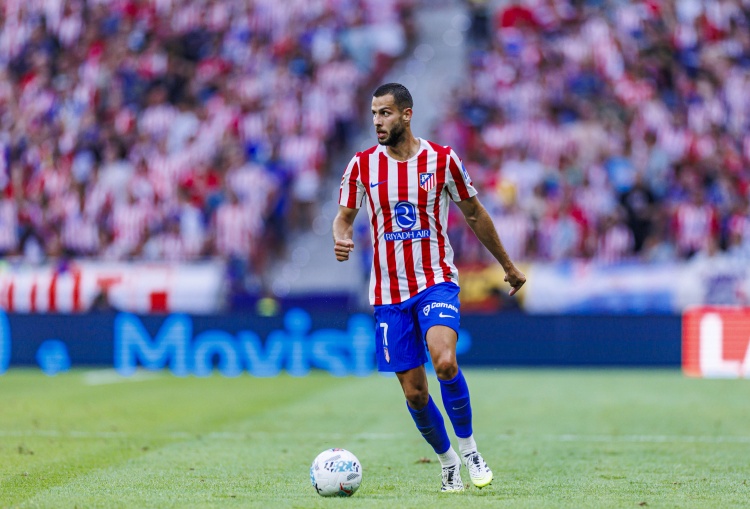 kaiyun-阿斯报：马竞医疗团队正检查汉茨科腿部，以确定问题是否出在脚踝